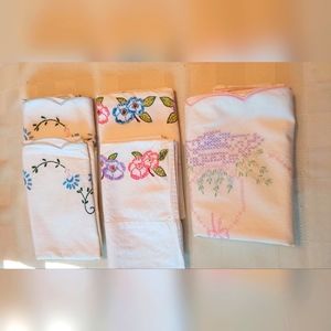 Vintage hand embroidered 100% cotton pillow cases. Bundle Of 5
